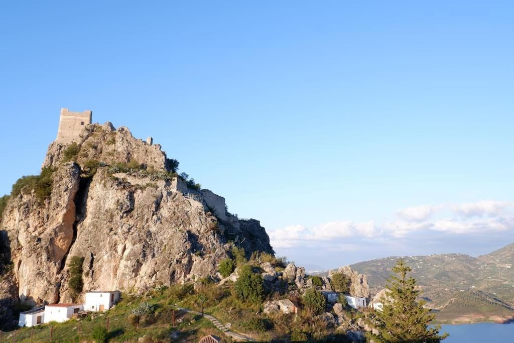 Апартаменты Casa Mirador Atalaya De Zahara Саара-де-ла-Сьерра Экстерьер фото
